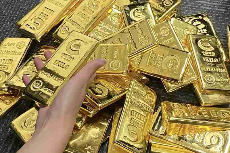  央行购金热度降温：新兴市场卖盘涌现，黄金市场面临新考验。 股票财经 央行购金热度降温：新兴市场卖盘涌现，黄金市场面临新考验。 股票财经