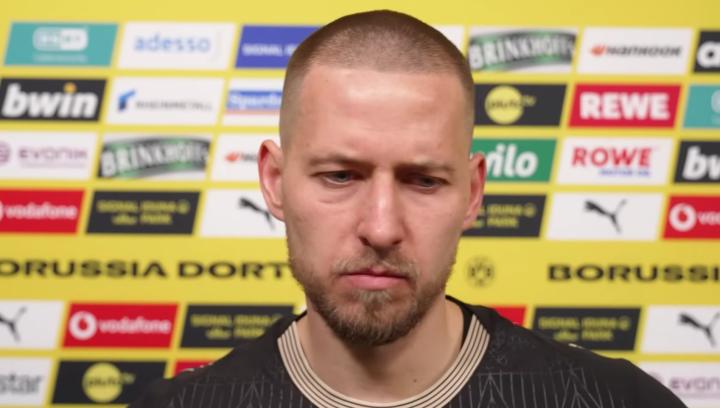  多特逆转汉堡，安东直言上半场松懈酿祸；下半场斗志爆发，球迷氛围成关键。 体育新闻