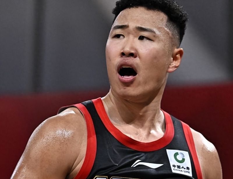 连胜神话破灭，深圳球迷的心该何去何从？ 体育新闻